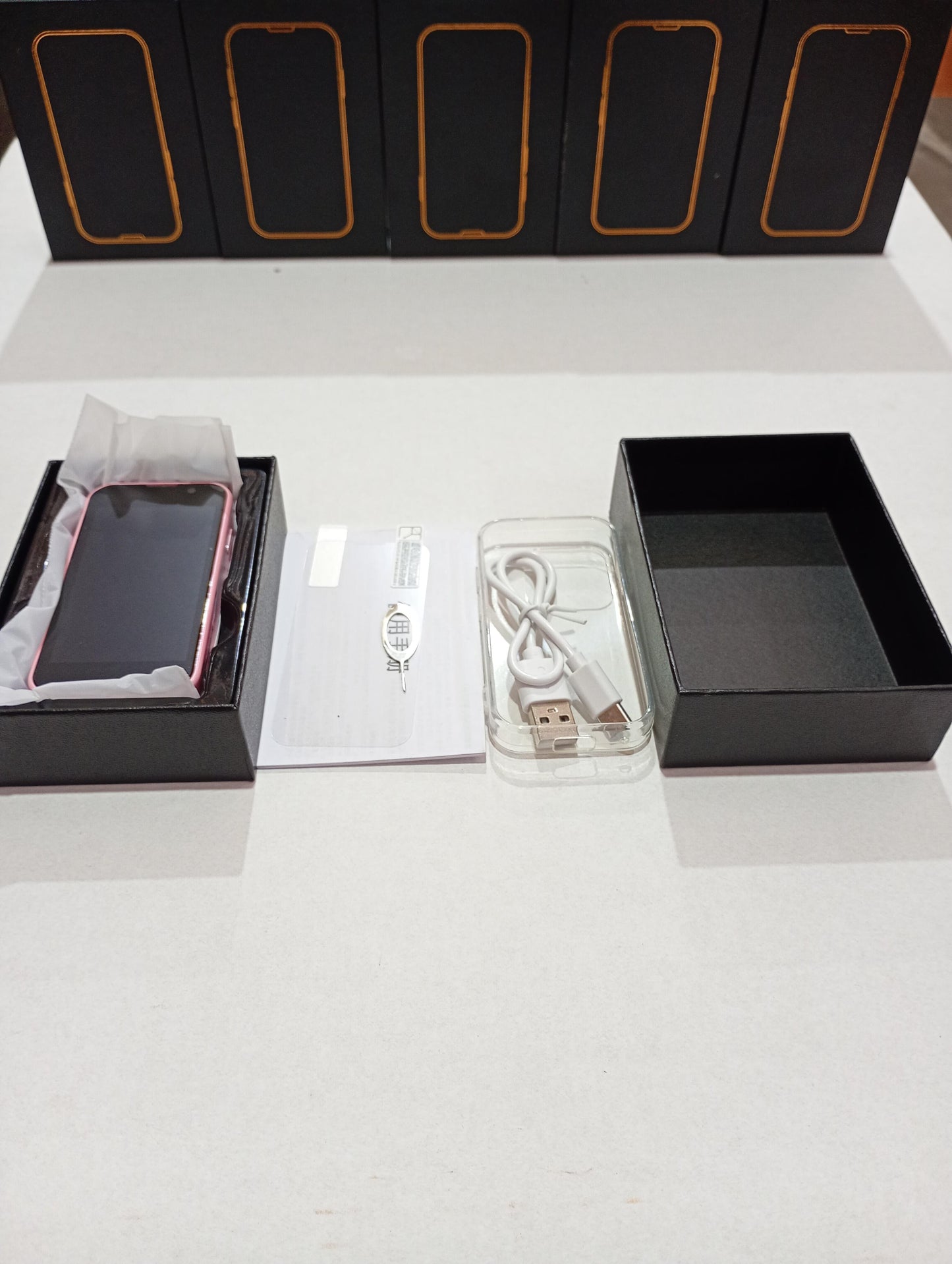 Mini teléfono inteligente rosa - additional image 2