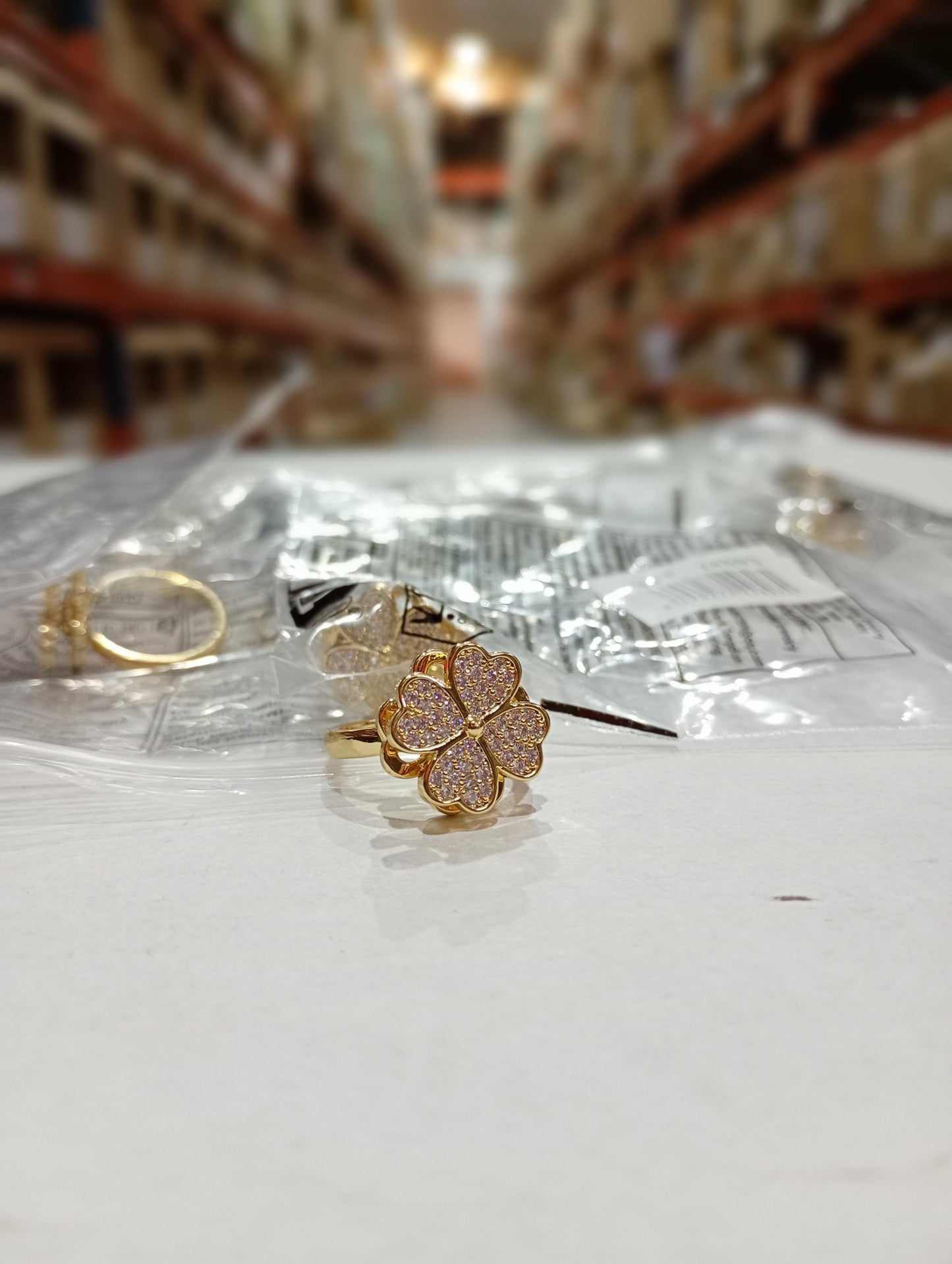 Anillo giratorio de trébol de cuatro hojas oro - additional image 1